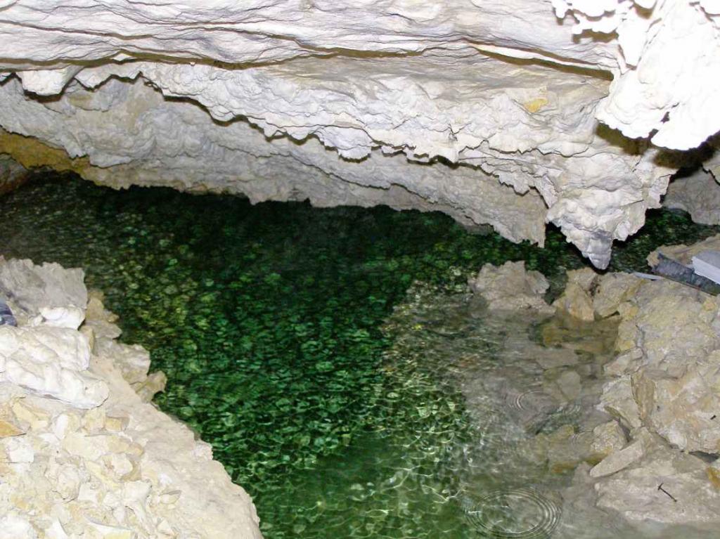 Jeskyně Na Turoldu - Jezerní dóm