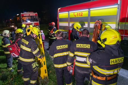 Hasičské cvičení záchrany lidí z hloubek v jeskyni Na Turoldu v Mikulově, 5. 11. 20241